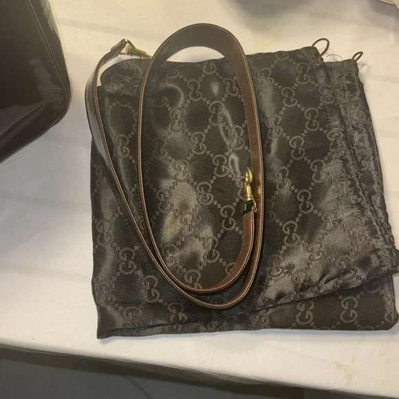 GUCCI Medium Diana Bamboo Handle Chocolate Enamel Leather Women Shoulder Bag GUC - Picture 15 of 15